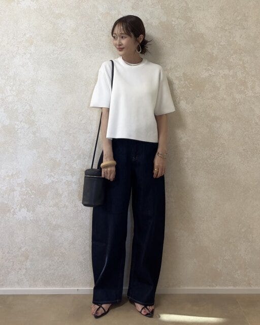 着回しコーデ③シンプルだけど女っぽい大人カジュアル