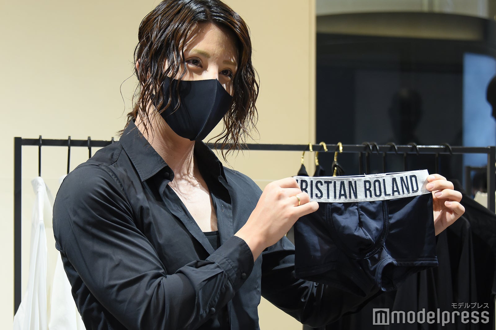 ROLAND（C）モデルプレス