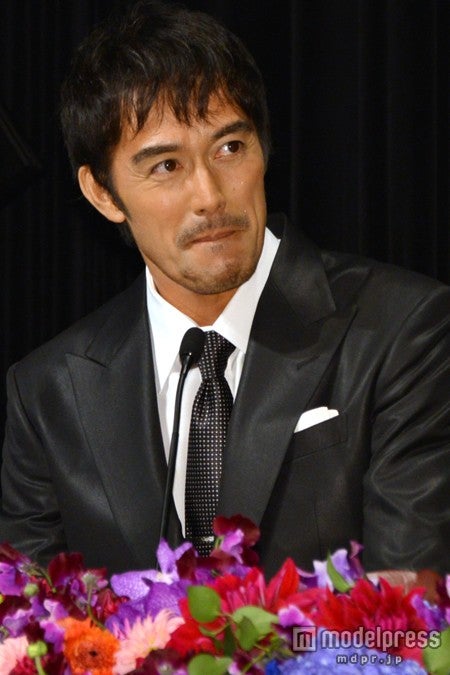 阿部寛、司会で噛み倒し「胃が痛い思いをしてきました」