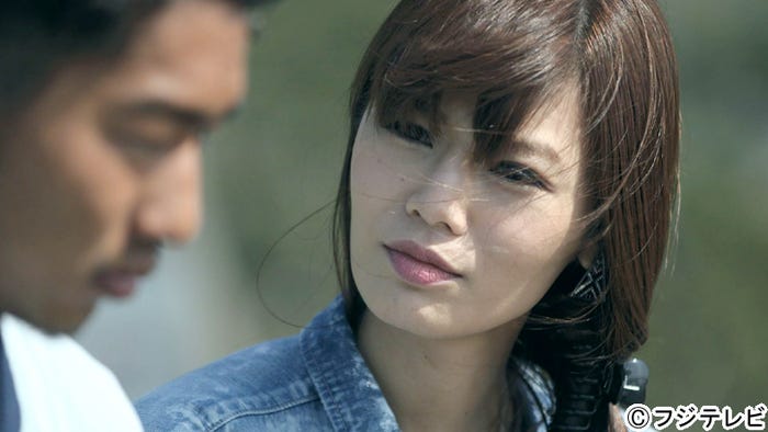 「サーフィンと聖南ってどっちが大切?」by島袋聖南