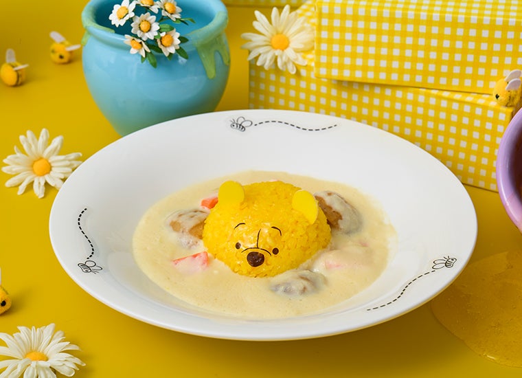 ひょっこりチキンシチューライス　税込1,890円（C）Disney. Based on the "Winnie the Pooh" works by A.A. Milne and E.H. Shepard.