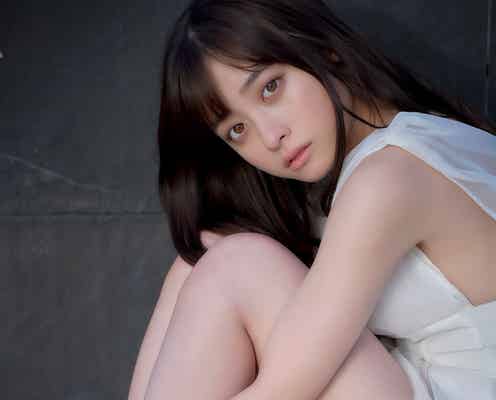 橋本環奈、色白美脚を大胆披露 5年ぶり写真集が発売前重版決定&未収録カット公開<カレイドスコープ>