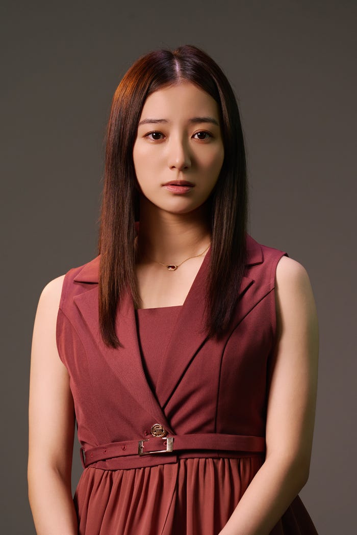 高田里穂(C)ふせでぃ/文藝春秋/「悪いのはあなたです」製作委員会