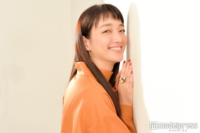 きみはペット スミレ役 入山法子 モモ 志尊淳とのお風呂シーンで 関係性が完成した モデルプレスインタビュー モデルプレス