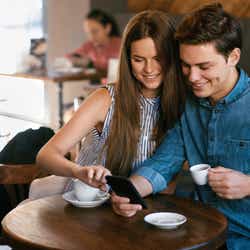 もっと好きになるっ!女性が「彼にキュンとする」4つの瞬間って?