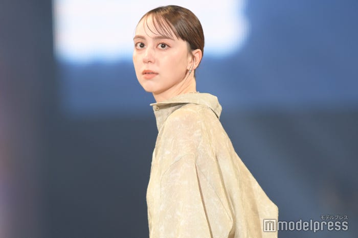 土屋まりアナ(C)モデルプレス