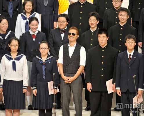 EXILE・ATSUSHIの美声響く 中学生と熱唱&エール
