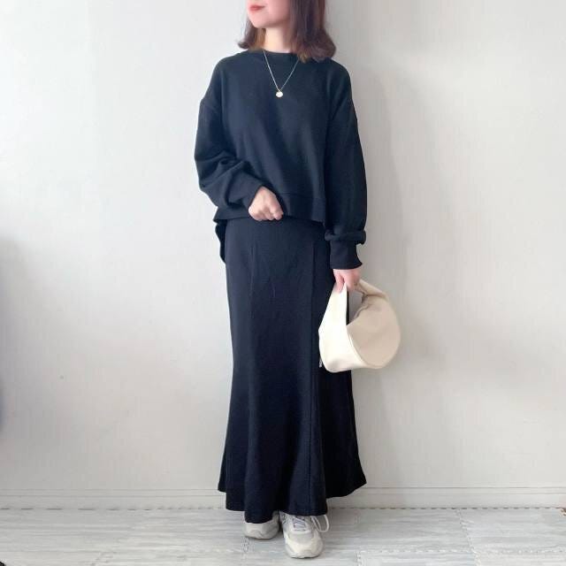 黒スカートコーデ 冬におすすめの大人の黒スカートコーデ