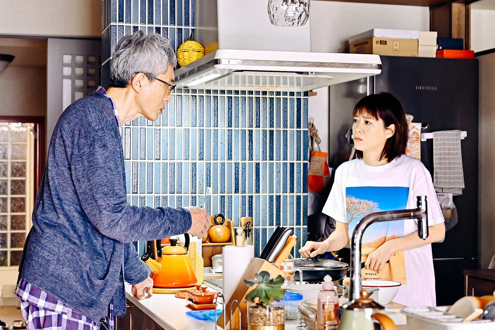 松重豊、上野樹里／「持続可能な恋ですか？～父と娘の結婚行進曲～」第3話より（C）TBS