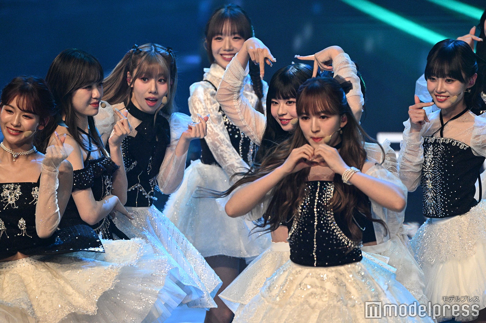 （C）モデルプレス