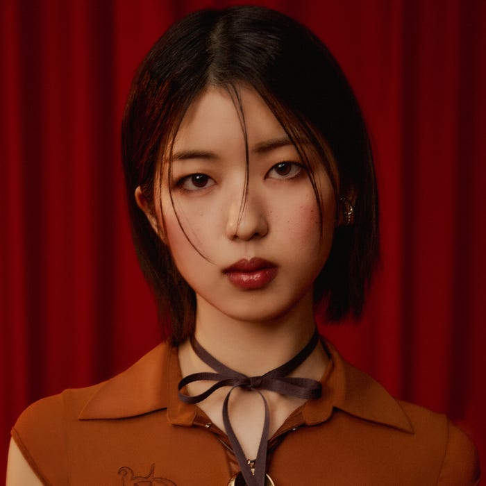 IS:SUE/YUUKI(田中優希)(C)LAPONE GIRLS