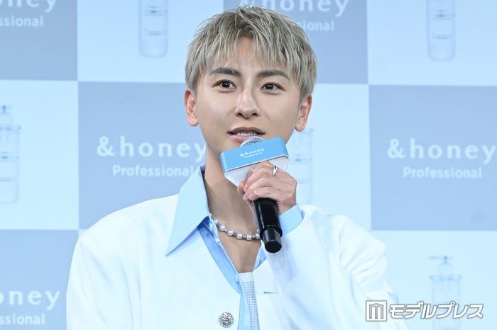 與真司郎(C)モデルプレス