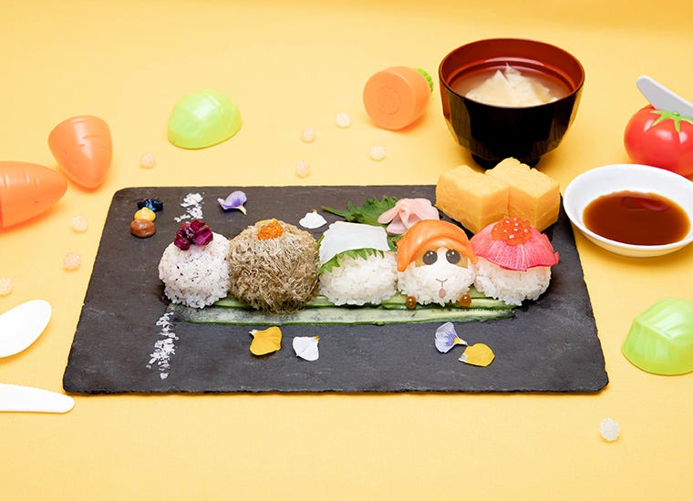 「PUI PUI モルカー」コラボカフェ全国4都市で開催、手まり寿司やミートパスタなど