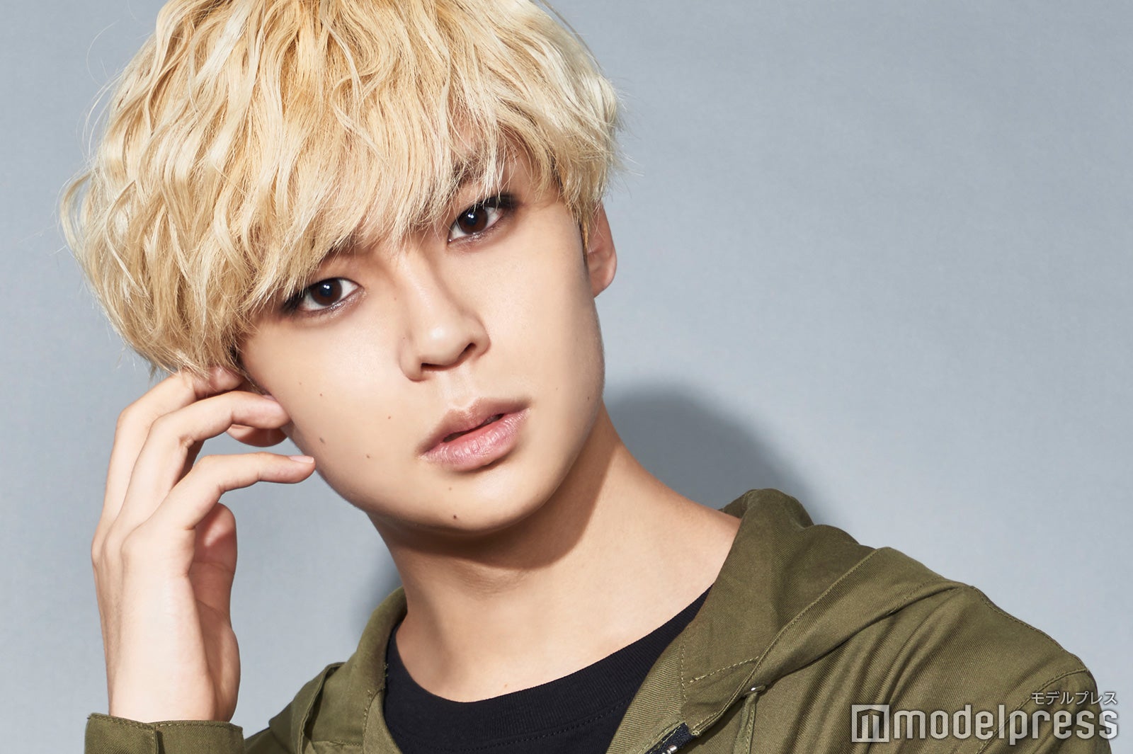 REI（C）モデルプレス