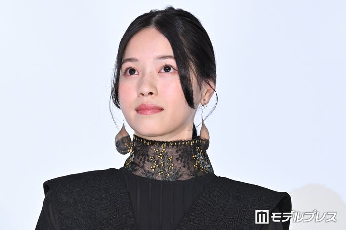 西野七瀬、結婚後初の公の場 「あぶ刑事」アドリブ多発に「ヒヤヒヤ」