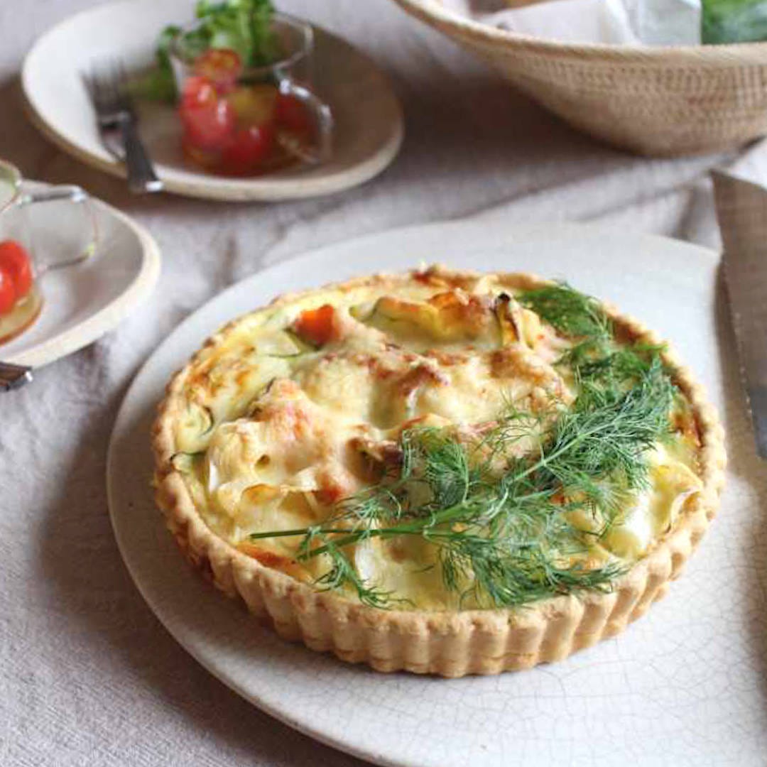 お野菜たっぷり!ズッキーニとスモークサーモンのキッシュ
