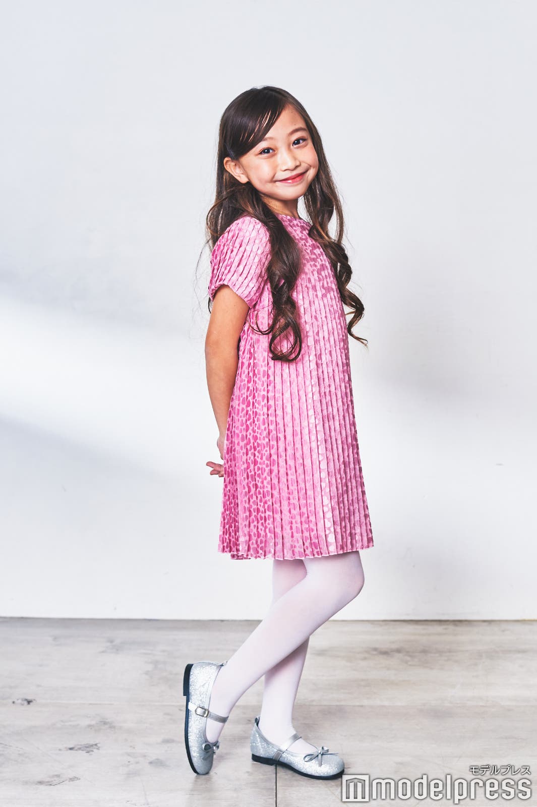 杏璃琉(C)モデルプレス