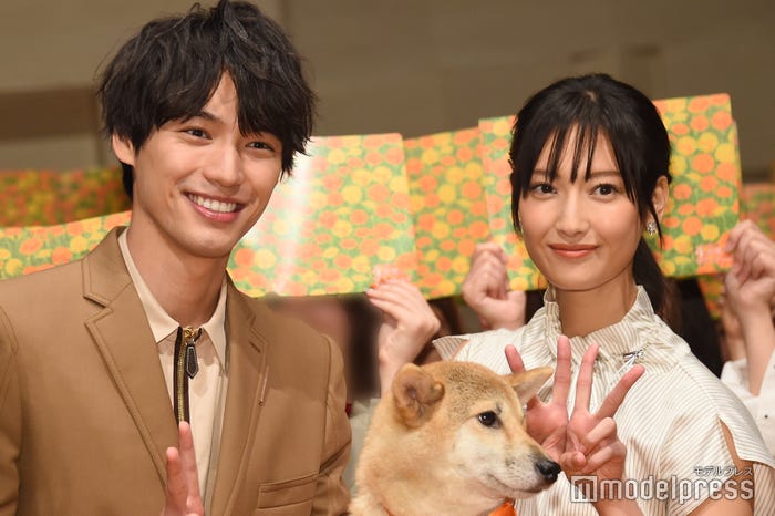 福士蒼汰、菜々緒 (C)モデルプレス