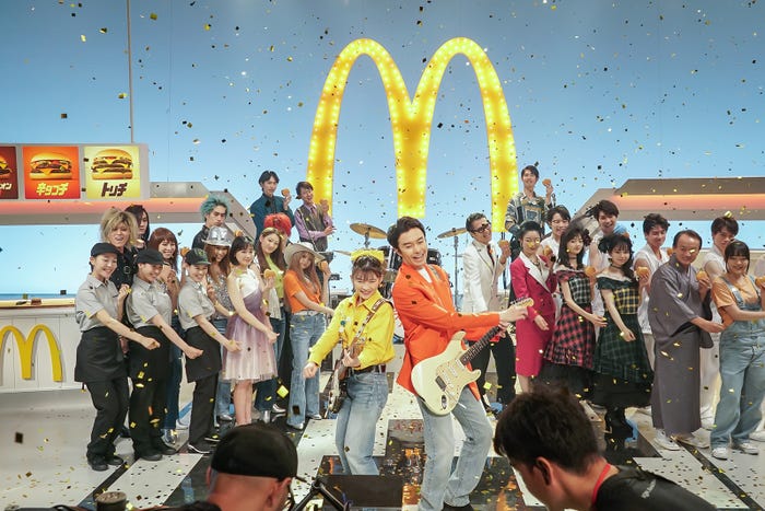 伊藤沙莉、長谷川博己(提供写真)