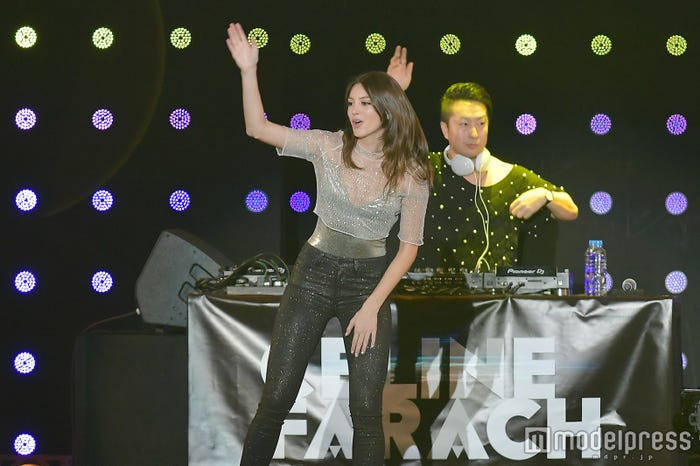 セリーヌ・ファラッチ(C)モデルプレス