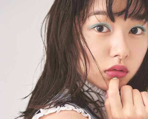 桜井日奈子の視線にキュン 美女たちのリップ&ネイル紹介