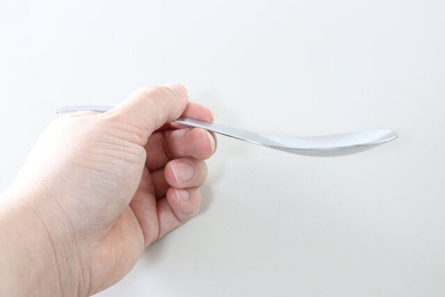 ダイソー　ステンレススプーン（燕製、18.3cm）
