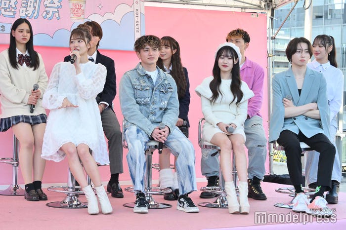 (後列左から)宮城弥生、東野海来、木場苺花、西野成真、白川れな(前列左から)加藤夏歌、野口義斗、うたな、原田夕季叶(C)モデルプレス