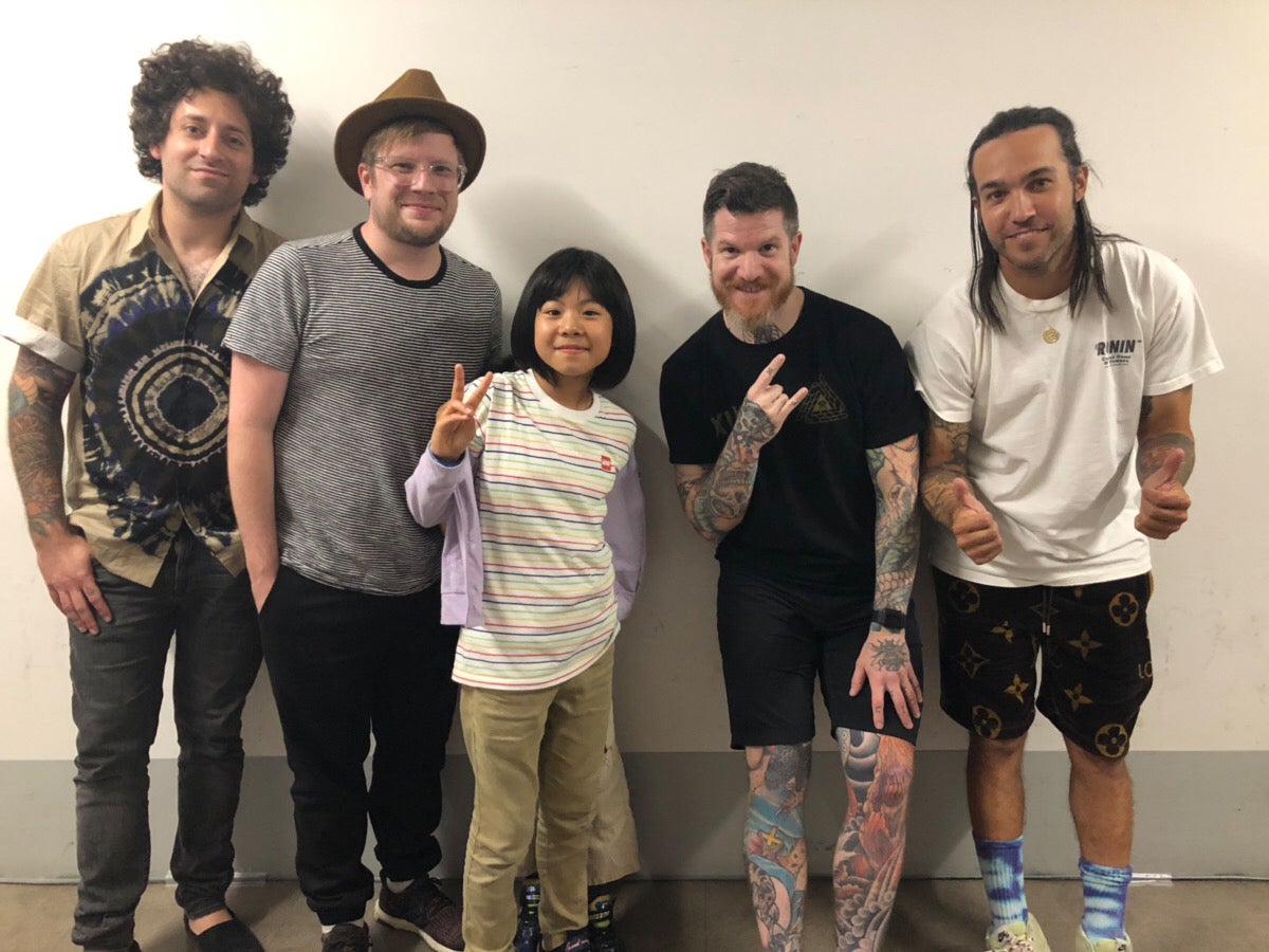 よよか（中央）＆Fall Out Boy（提供画像）