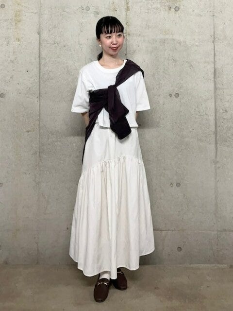 白Tシャツ　コーデ
