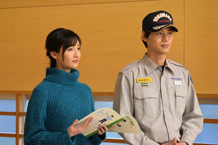 菜々緒、福士蒼汰/「4分間のマリーゴールド」第9話より(C)TBS