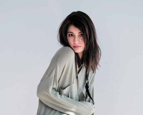 マギーの美容法&プライベートが明らかに ほっそり美脚も披露