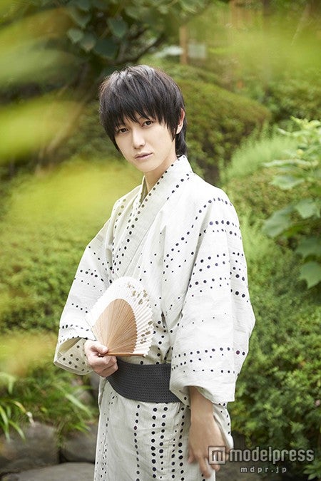 本郷奏多 カレンダー2016（C）東京ニュース通信社