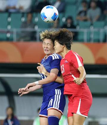 北朝鮮ぼう然・・・日本に痛恨PK敗戦で涙 後半猛攻で逆転も西尾に同点弾許す 120分で決着つかず “PK要員”180cm長身GK投入も実らず、日本5人全員に決められる