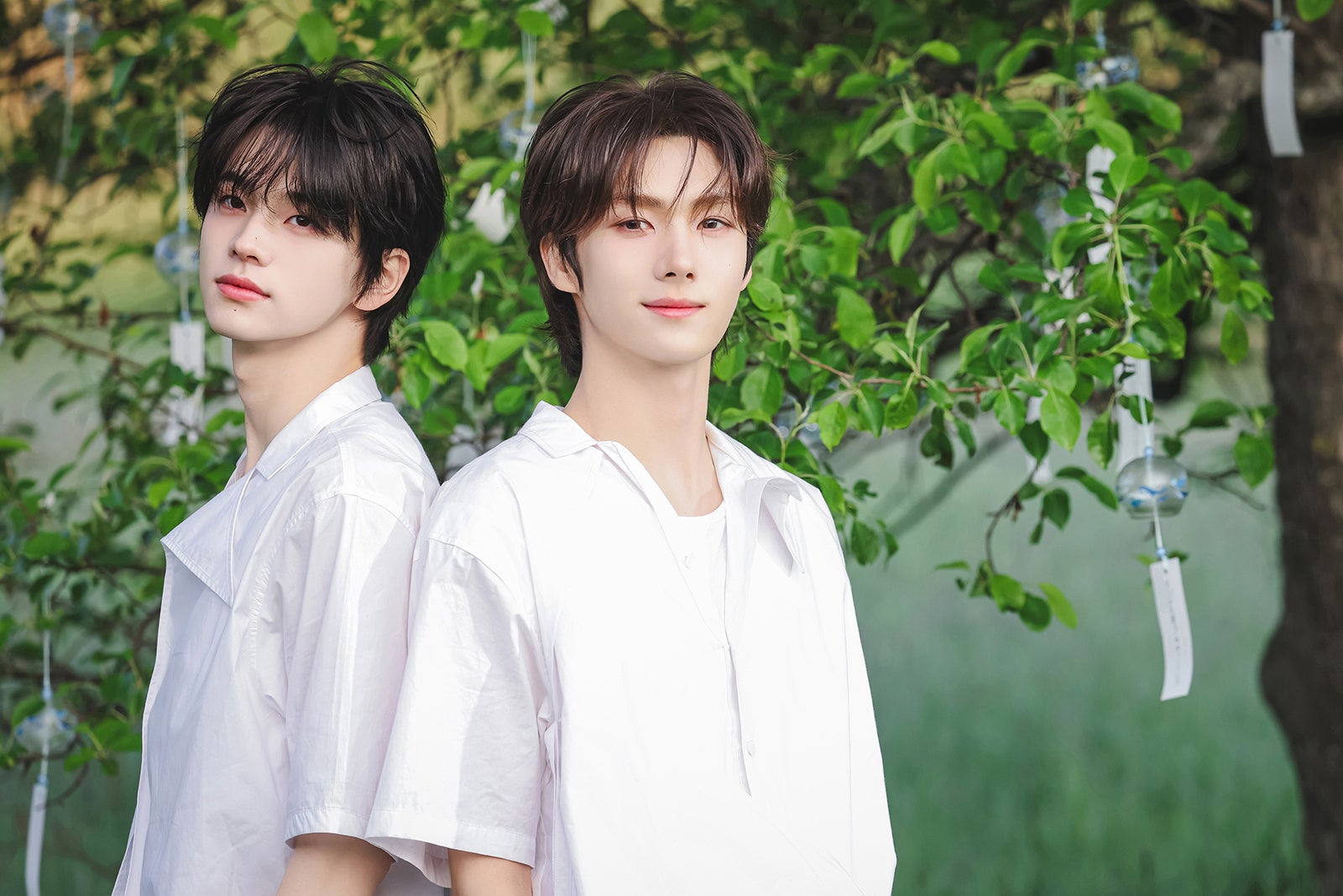 SHINYU、YOUNGJAE／モデルプレス独占カット（P）＆（C）PLEDIS Entertainment