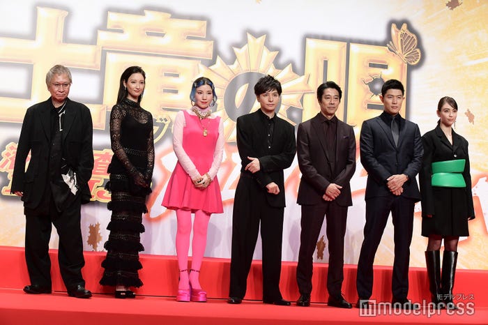 三池崇史監督、菜々緒、仲里依紗、生田斗真、堤真一、鈴木亮平、滝沢カレン (C)モデルプレス