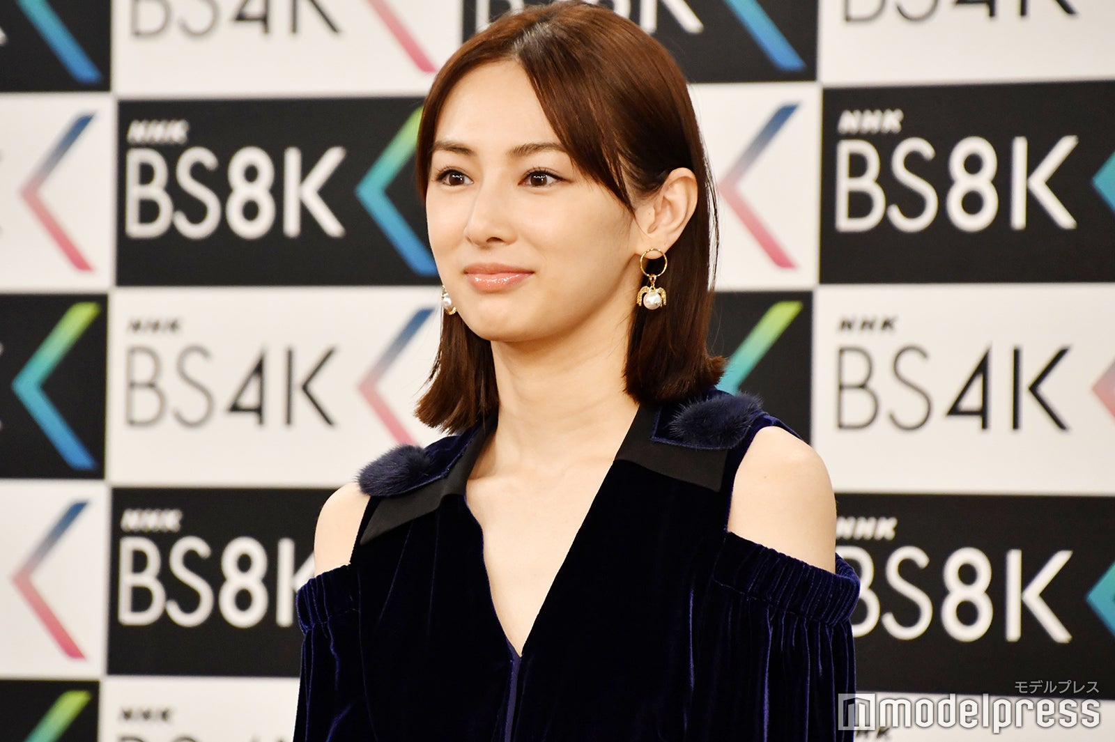北川景子「8Kに耐えられる美しさ」と絶賛され照れる - モデルプレス