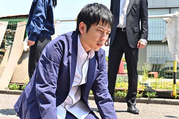 二宮和也 「マイファミリー」第8話より(C)TBS