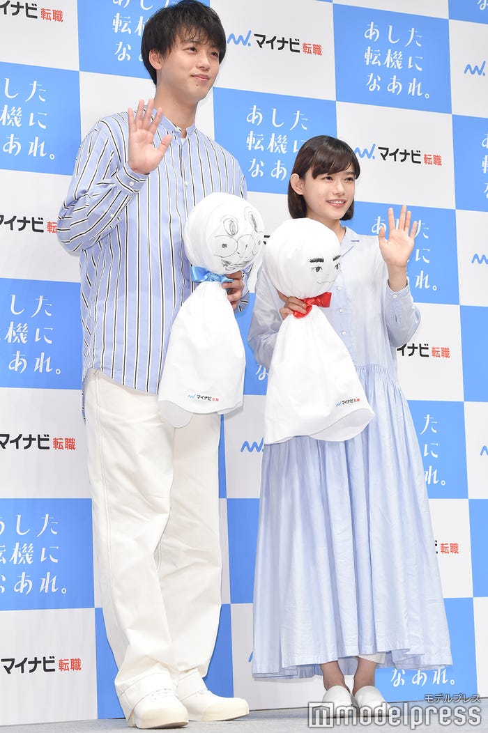 (左から)竹内涼真、杉咲花(C)モデルプレス