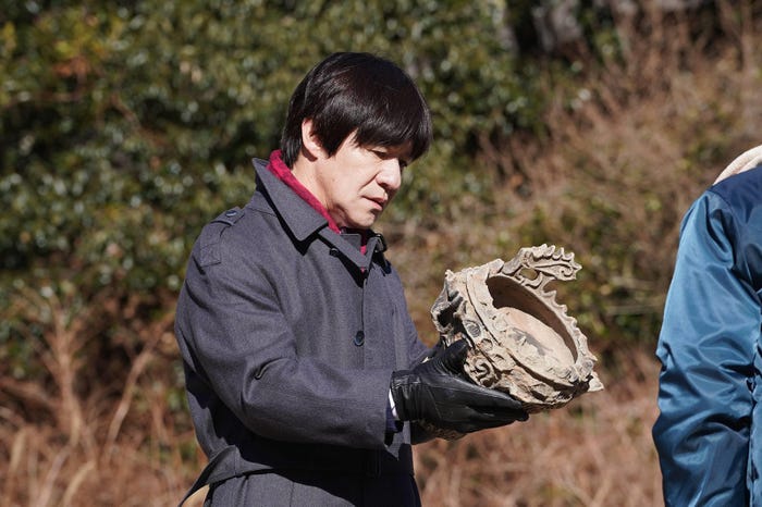 内村光良/「コンフィデンスマンJP」第6話より(C)フジテレビ