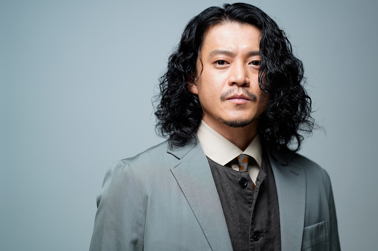 小栗旬、6度目共演の菅田将暉は「底の知れない人」 “平家滅亡”節目回への思い語る＜鎌倉殿の13人＞