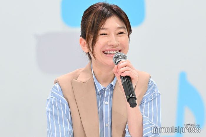 篠原涼子(C)モデルプレス