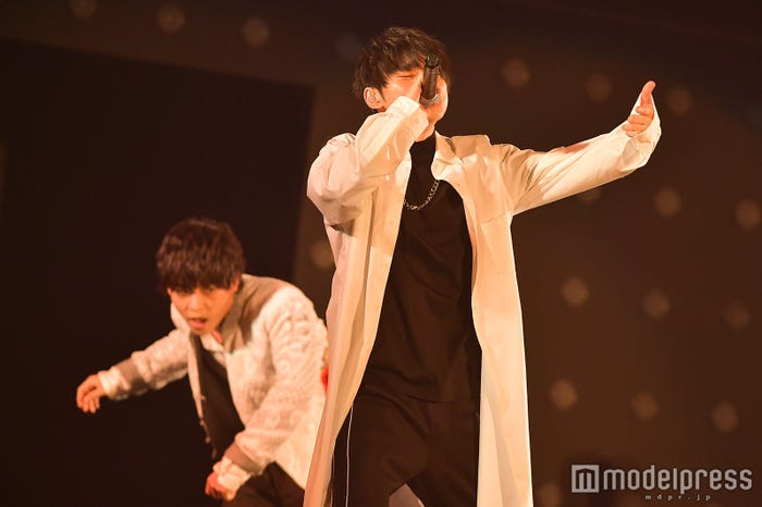 SKY-HI(C)モデルプレス