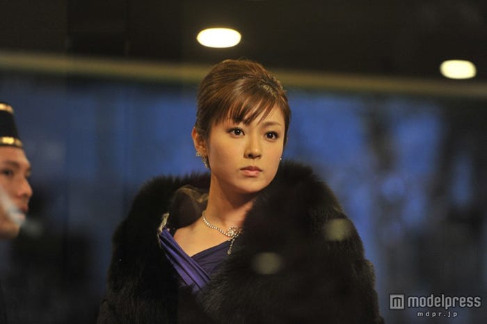 ドラマ「危険なカンケイ」主演の深田恭子