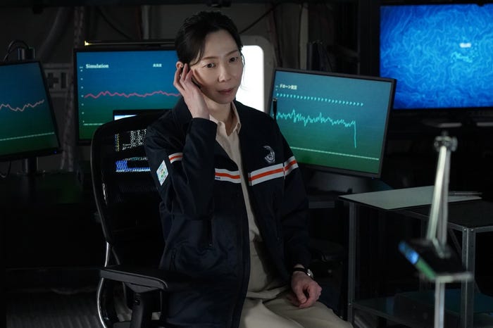 平岩紙「ブルーモーメント」第6話より(C)フジテレビ