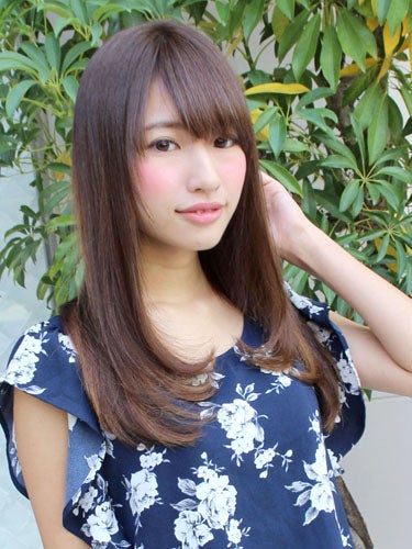 仕事で目立たないインナーカラー特集 さりげないお洒落を楽しみたい大人女性へ モデルプレス