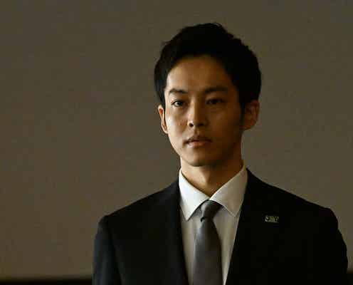 「VIVANT」松坂桃李、一発OK“別班”銃撃シーン舞台裏公開「貴重な映像」「迫力満点」の声