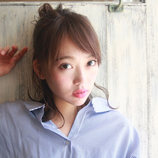 お団子ヘアに合う前髪アレンジ14選 前髪まで気を抜かない大人の垢抜けスタイル モデルプレス お団子ヘアに合う前髪アレンジ14選 前髪まで気を抜かない大人の垢抜けスタイル モデルプレス
