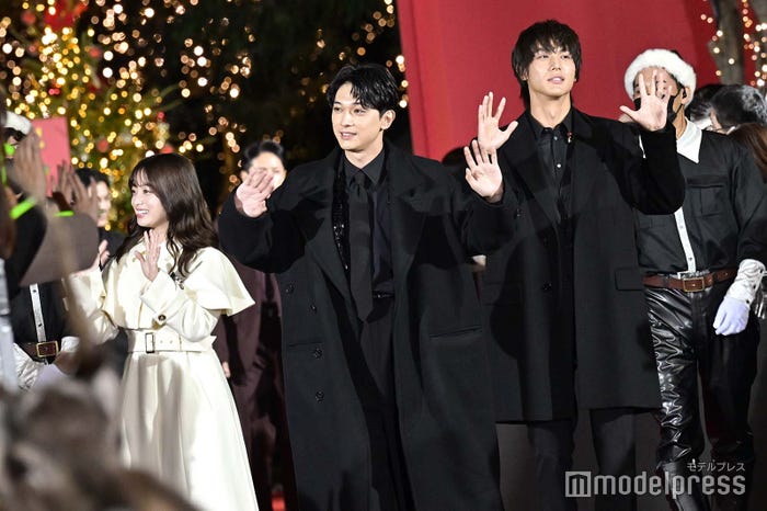 橋本環奈、吉沢亮、中川大志 (C)モデルプレス