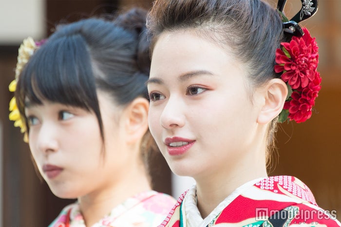 新成人の山本舞香 色気 勉強したい イケメン兄とのエピソードも モデルプレス 新成人の山本舞香 色気 勉強したい イケメン兄とのエピソードも モデルプレス