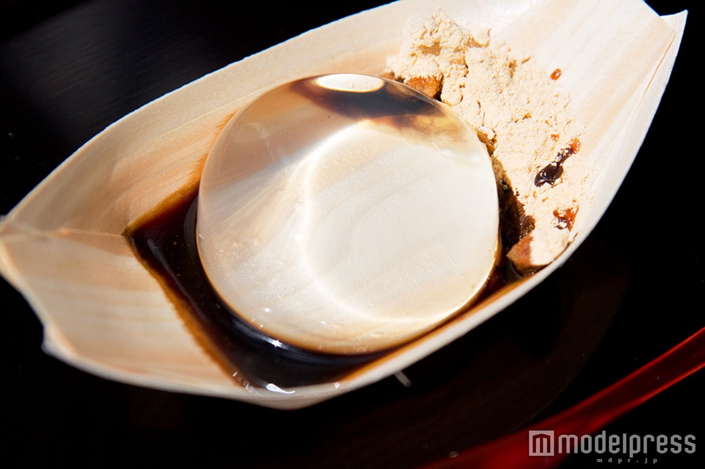 山梨の「水信玄餅」が話題沸騰　瑞々しさを極めた“30分限定”スイーツ／画像提供：金精軒製菓